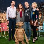 Drew Barrymore revive dulces recuerdos de E.T. durante la reunión del elenco